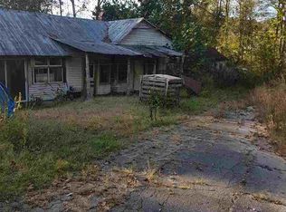 16 Enterprise Rd, Fort Gay, WV 25514