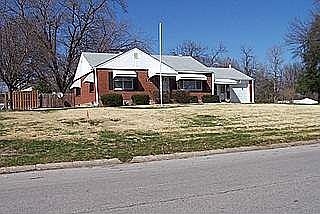 1st image of 240 E Bellevista Dr