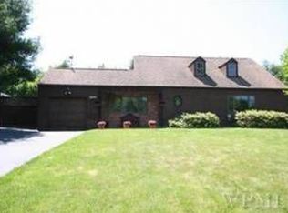 2572 Farsund Dr, Yorktown Heights, NY 10598