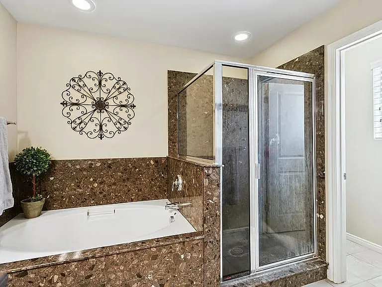 833 W Cannara Way — Photo 24