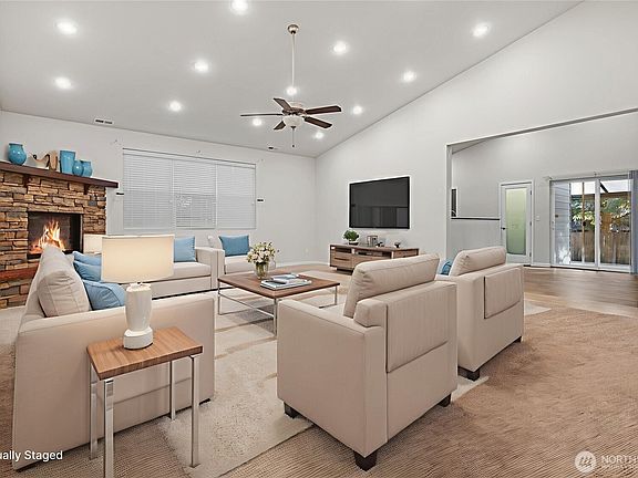 5th image of 9028 168th Street NE