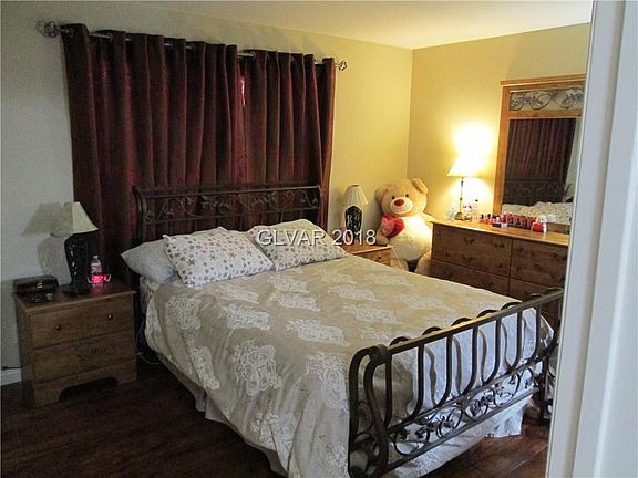 3rd image of 6628 Lombard Dr