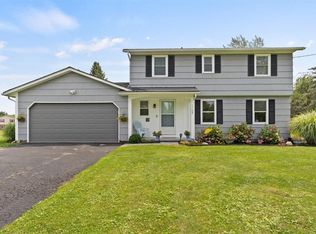 1142 Hatch Rd, Webster, NY 14580