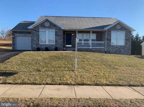 10 Sylvia Cir, Thurmont, MD 21788