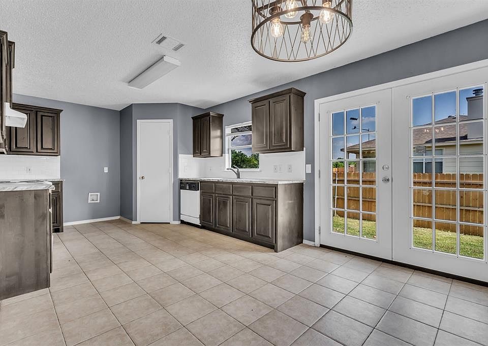 1st image of 901 Greenbend Dr #901