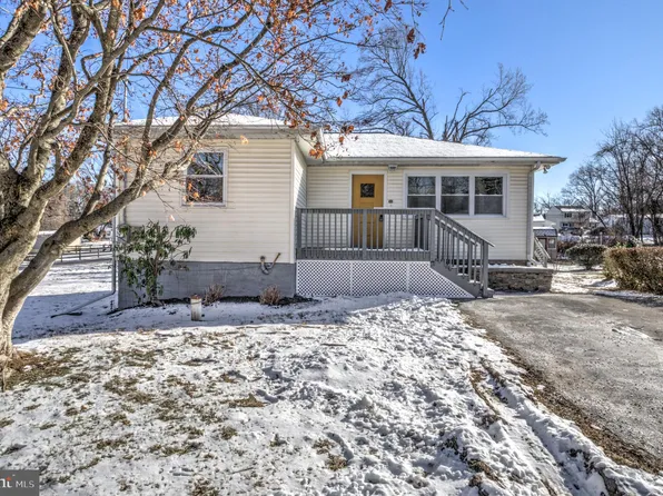 901 W Main St, Coatesville, PA 19320