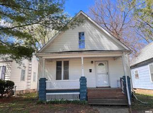 2205 S 12th St, Springfield, IL 62703