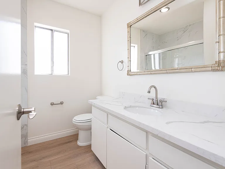 1621 Federal Ave #10 — Photo 9