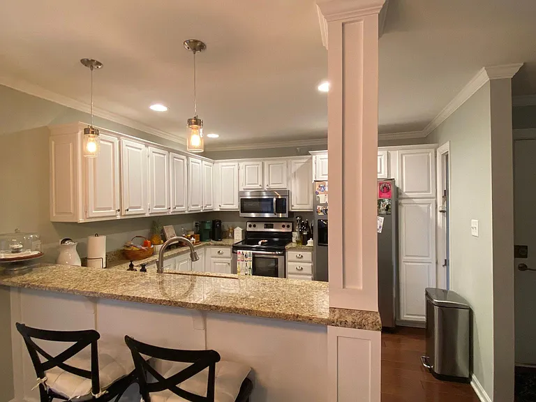 720 Bishops Park Dr #307 — Photo 6