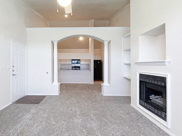 Turnberry Isle Apartment Homes — Photo 11