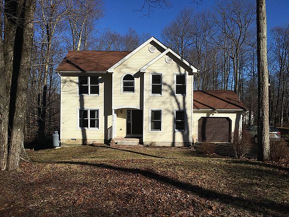 2nd image of 1117 Kensington Dr