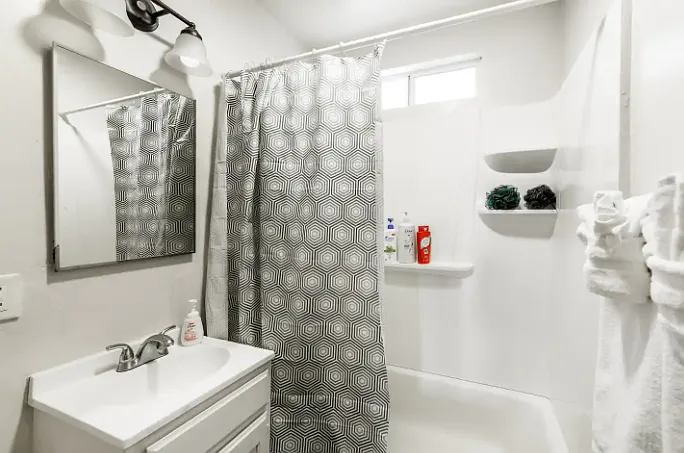 2618 Ellendale Pl. — Photo 33