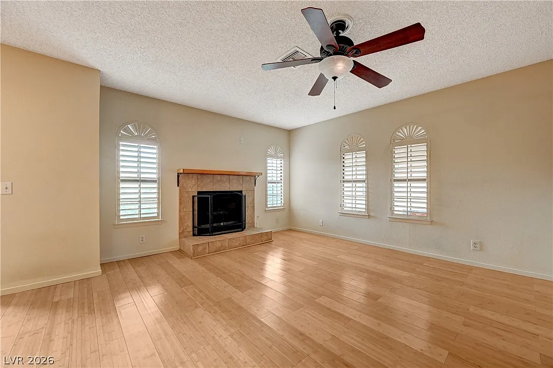 2 bed, 2.0 bath, 1141 sqft, $1,450 — Photo 4
