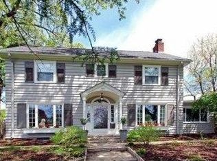 330 Diamond Lake Rd E, Minneapolis, MN 55419