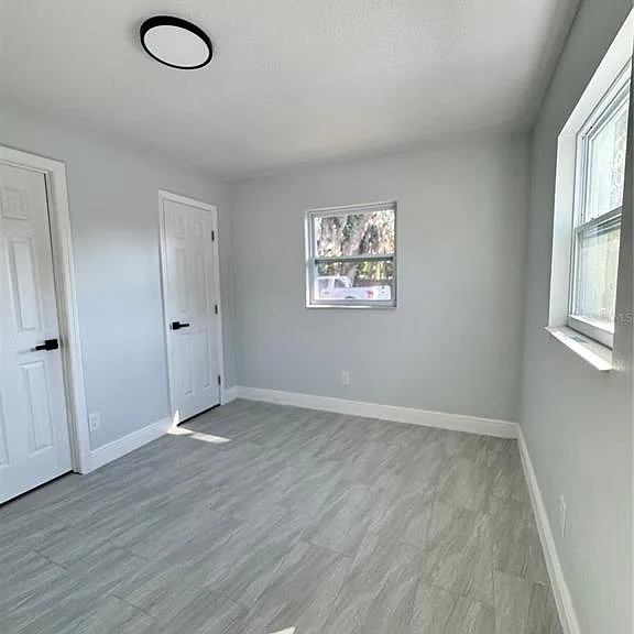 607 Alabama Ave — Photo 10