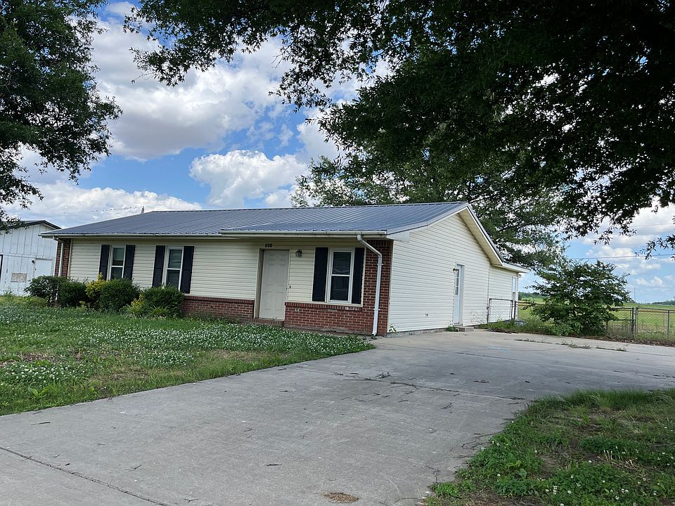 207 12th St, Marked Tree, AR 72365 Zillow