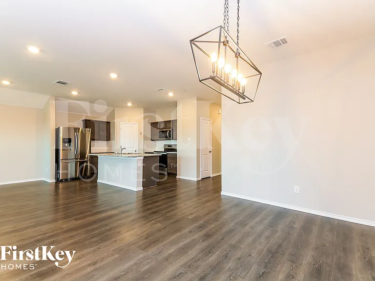 406 Knapsack Ln — Photo 5