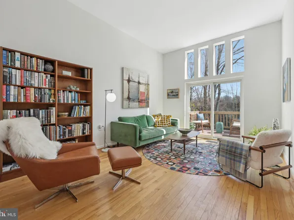 1503 Inlet Ct, Reston, VA 20190