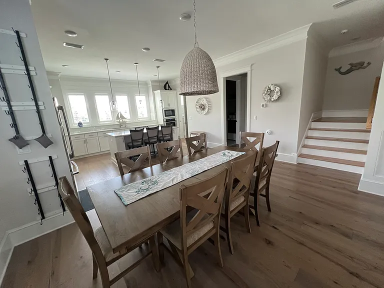11 E Crabbing Hole Ln — Photo 38