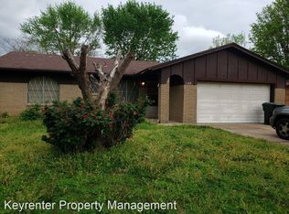 1109 W 14th Pl, Claremore, OK 74017