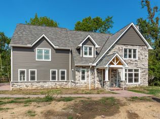 3162 Elbern Ave, Columbus, OH 43209