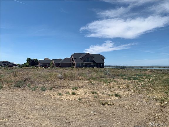 5th image of 600 Viewmont Dr SE