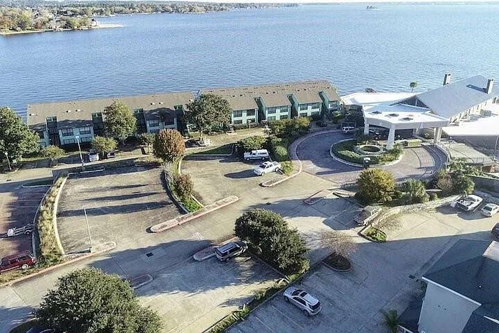 2 bed, 2.0 bath, 1087 sqft, $2,100 — Photo 4