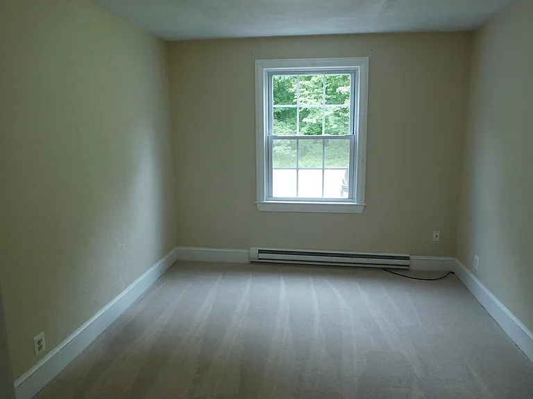 80 Carmel Rd #5 — Photo 9