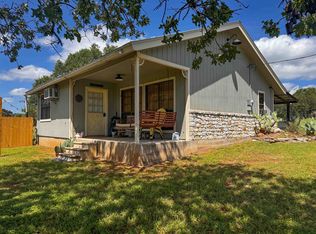 384 Wild Oak Drive, Llano, TX 78643