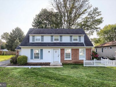 712 Imperial Dr, Lancaster, PA, 17601