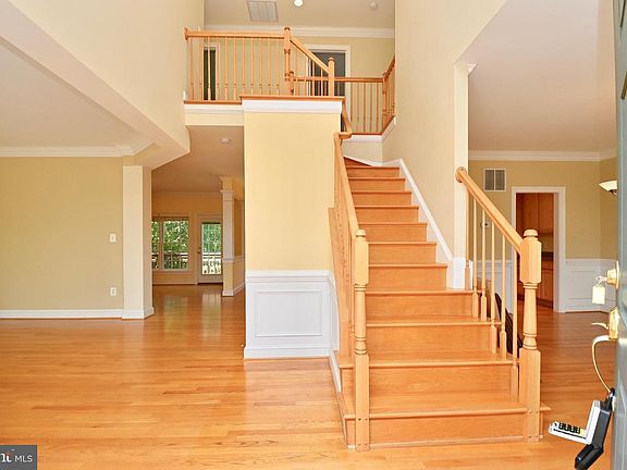 4th image of 3008 N Westmoreland St