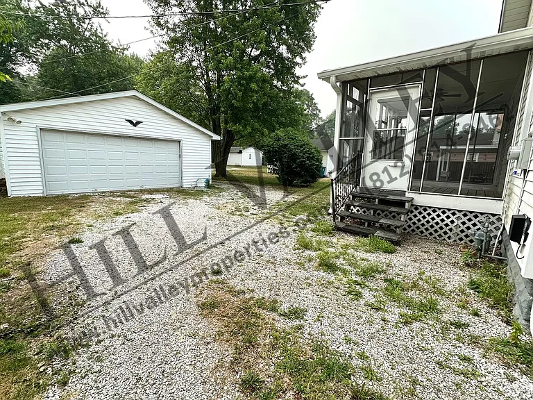 127 Blakely Ave — Photo 12