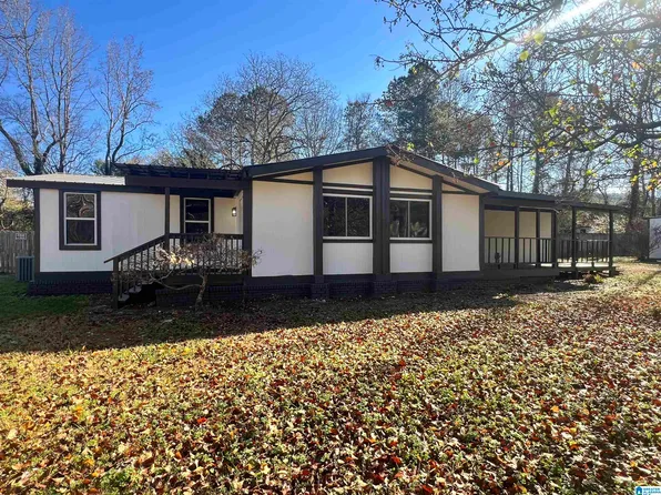 99 Apple St, Jacksonville, AL 36265