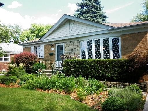 1st image of 11161 Mandel Ave