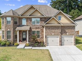 601 Stream Ct, Fairburn, GA 30213