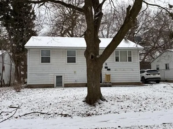 1815 Arthur St, Saginaw, MI 48602