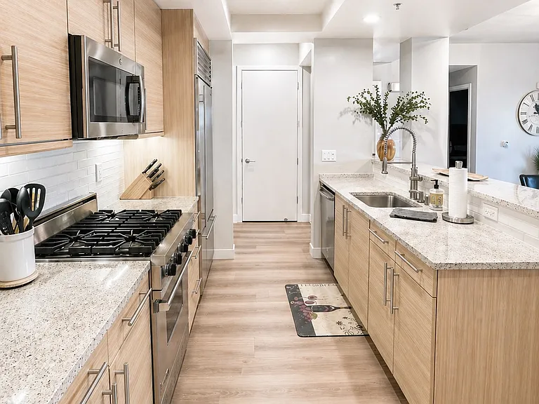 1655 N California Blvd #137 — Photo 17