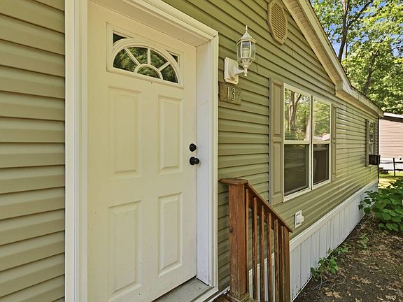 4th image of 800 Arnold St Trlr 13