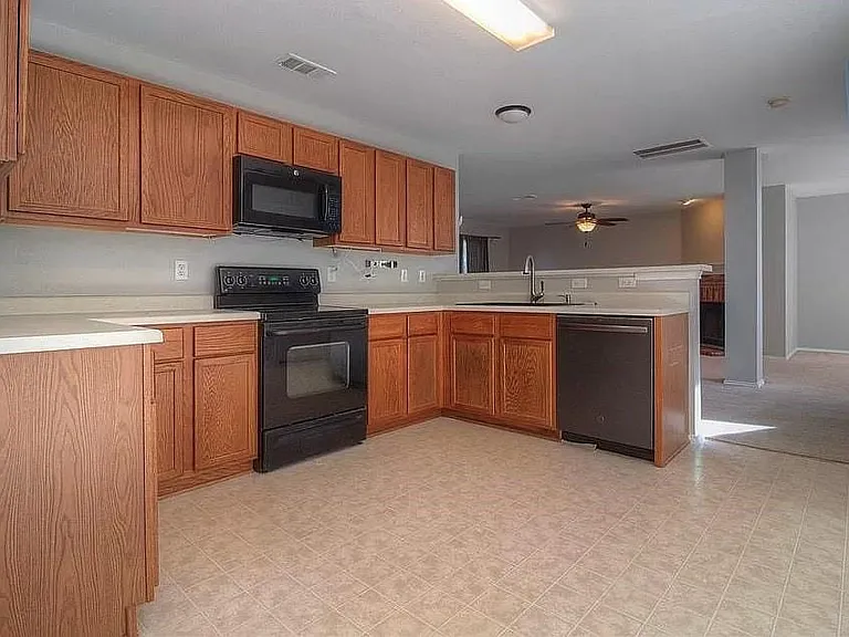 3540 Bandera Ranch Rd — Photo 7