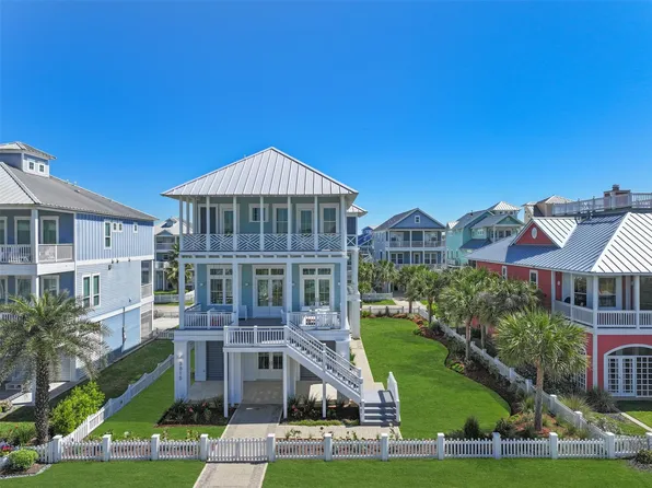 3815 Grand Ave, Galveston, TX 77554