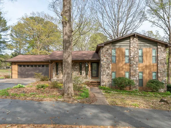 6105 Harkins Ave, Little Rock, AR 72210