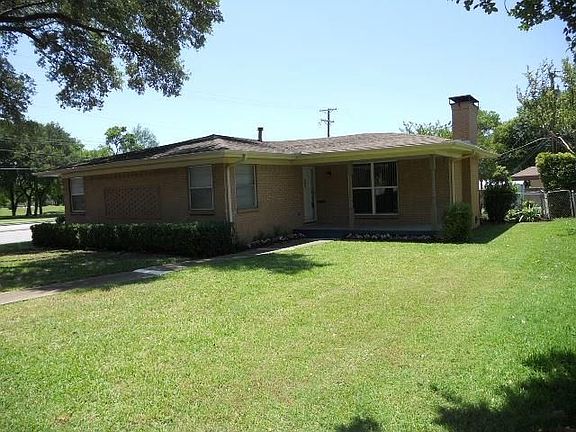 2nd image of 101 Brookwood Dr