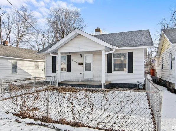 2812 S 12th St, Springfield, IL 62703