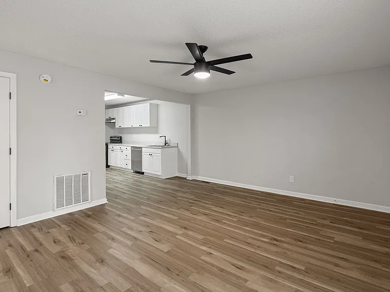 3607 Winchester Rd #K — Photo 7