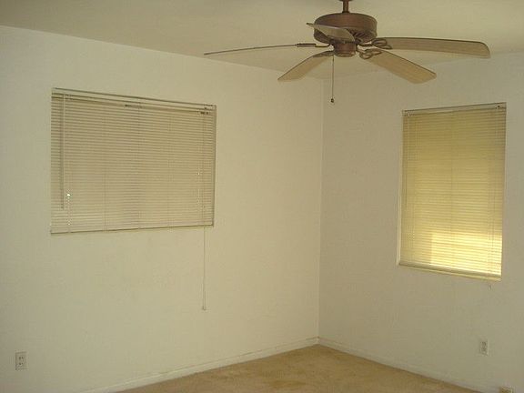 4th image of 907 Clearview Ave