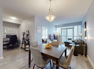349 Rathburn Rd W #910, Mississauga, ON L5B0G9