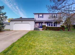 4836 King Arthur Dr, Erie, PA 16506