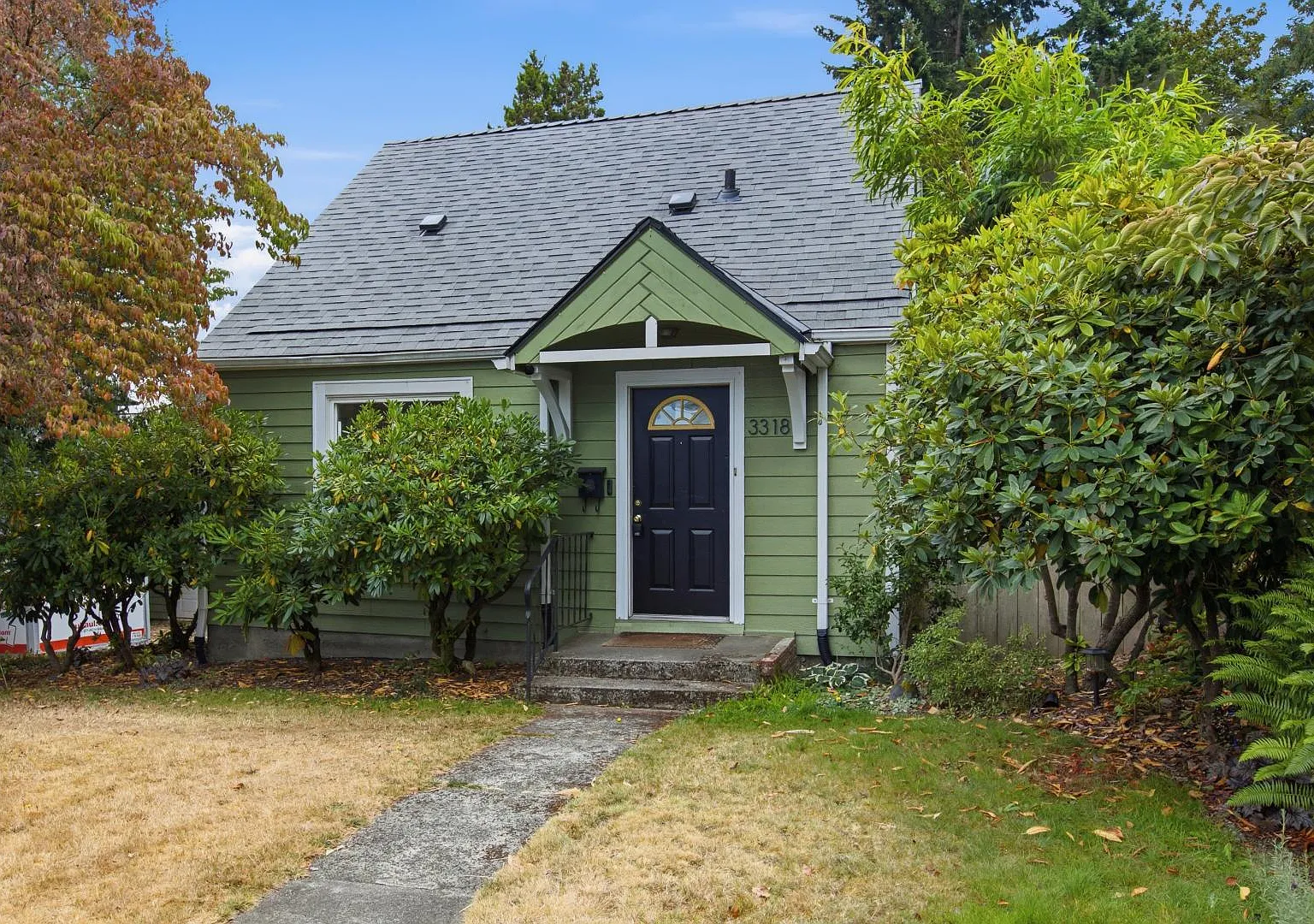 3318 S 9th St — Photo 2