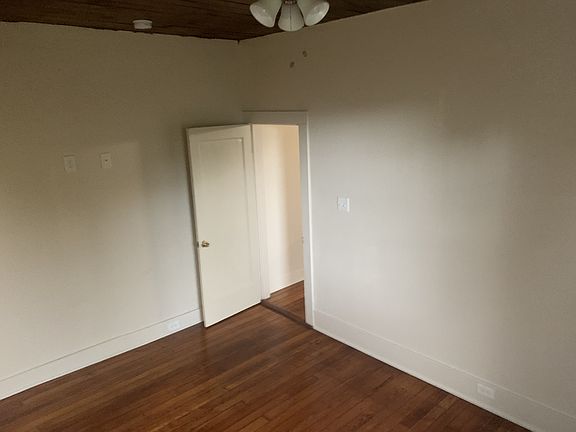4th image of 2813 Monticello Ave