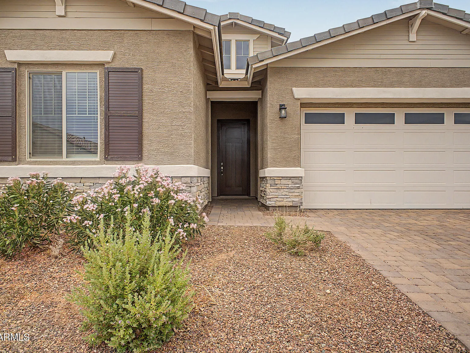 4 bed, 3.0 bath, 2270 sqft, $2,500 — Photo 4